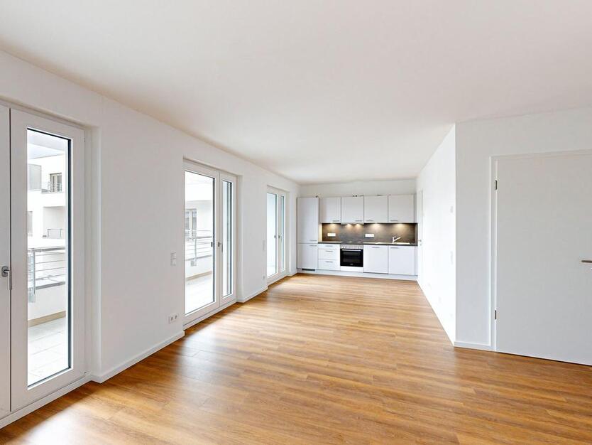 Großzügige 4-Zimmer-Wohnung inkl. Einbauküche zimmer