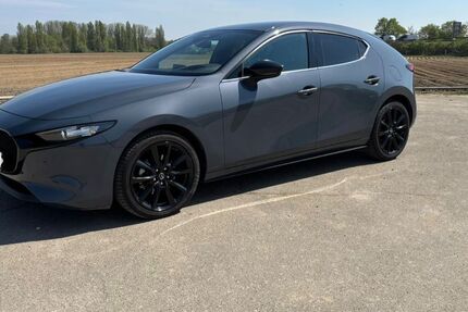 Mazda 3 15.000 km 24.900 &euro; Speyer 67346