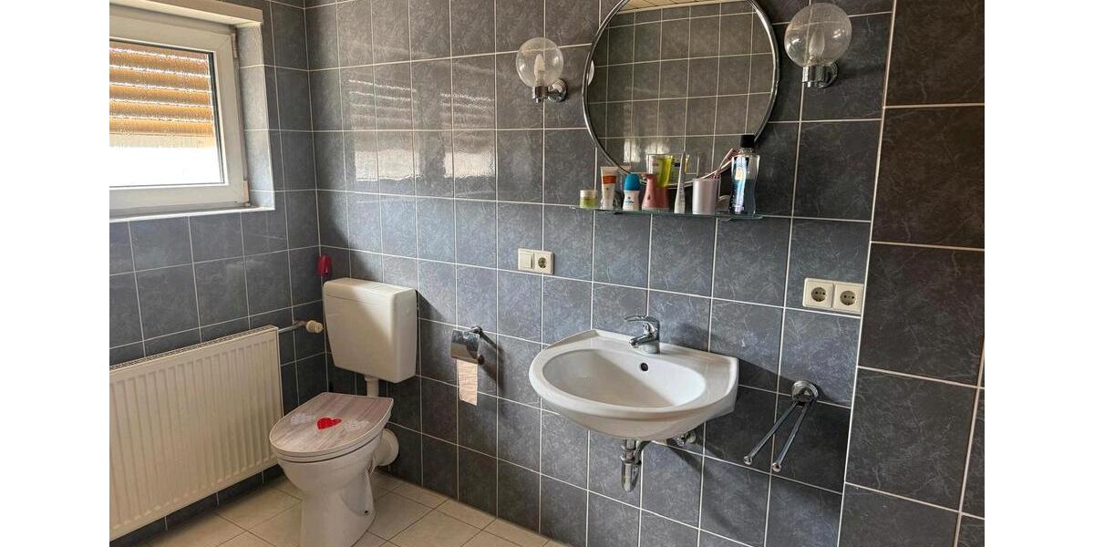 Etagenwohnung Eppelheim - 5 Zimmer, 120 m&sup2;, 1.710&euro; | Angebot:26276871