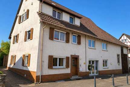 Haus Sinsheim / Steinsfurt Steinsfurt - 8 Zimmer, 243 m&sup2;, 489.000&euro; | Angebot:26396377