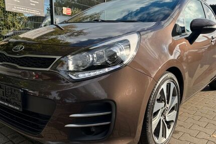 Kia Rio 68.307 km 9.300 € LUDWIGSHAFEN AM RHEIN 67071
