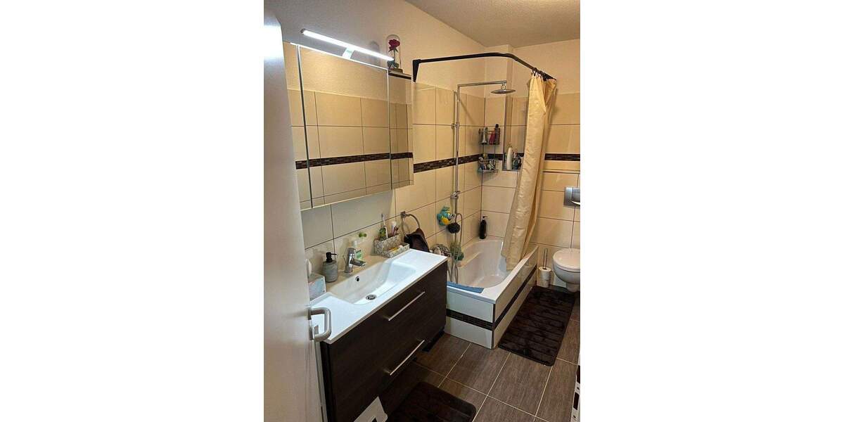 3-Zimmer-Wohnung mit Balkon und Parkplätze in Bammental 3 zimmer