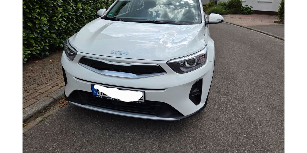 Kia Stonic 8.900 km 16.100 &euro; Heddesheim 68542