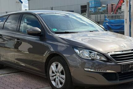 Peugeot 308 113.300 km 6.900 &euro; Hockenheim 68766