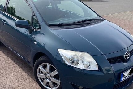 Toyota Auris 151.000 km 2.800 &euro; Oftersheim 68723