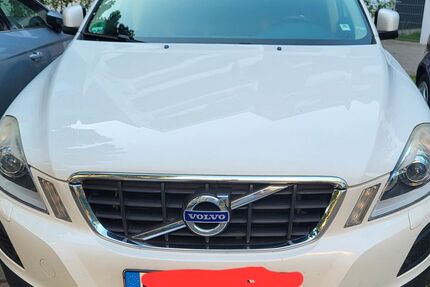 Volvo XC60 165.000 km 13.800 € Ludwigshafen 67059