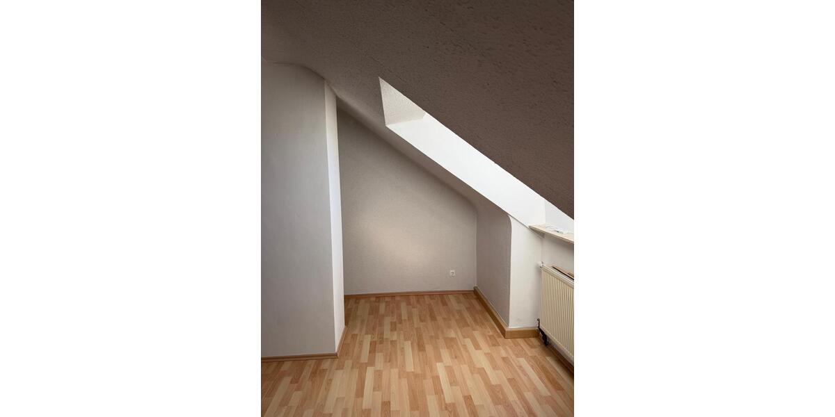 Dachgeschoßwohnung Mannheim Rheinau - 3 Zimmer, 70 m&sup2;, 900&euro; | Angebot:26404860