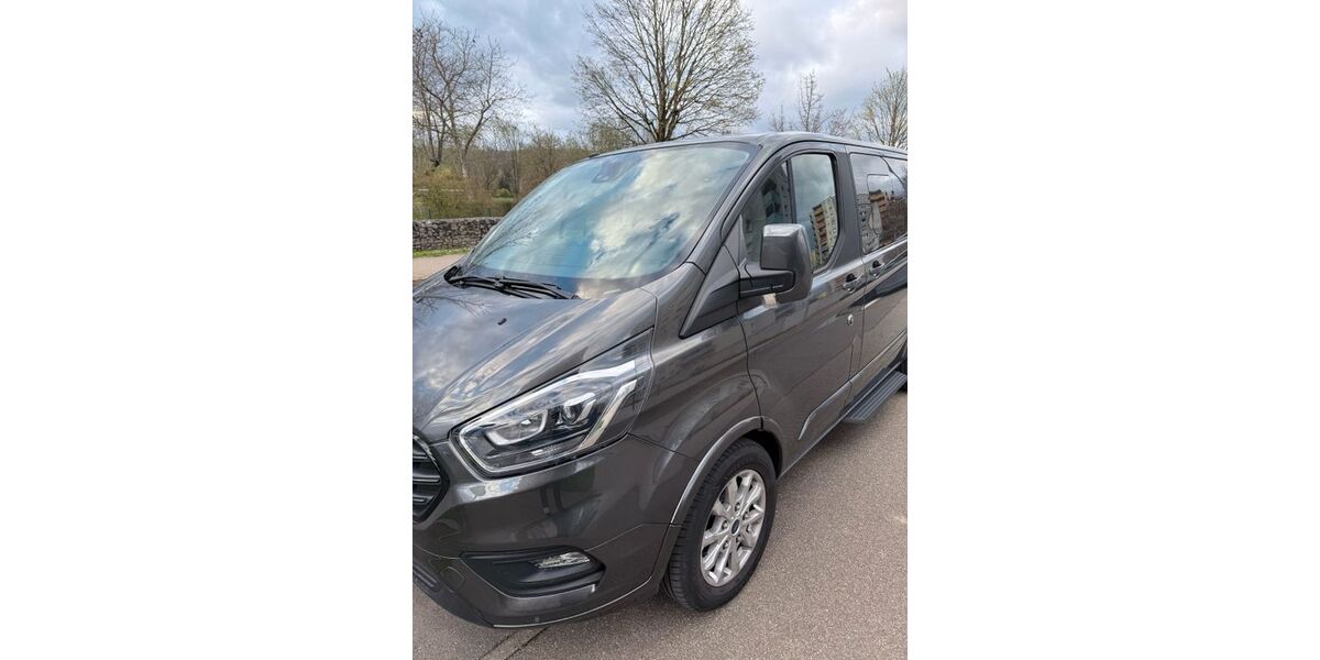 Ford Tourneo Custom 106.600 km 29.500 € Fürth 64658