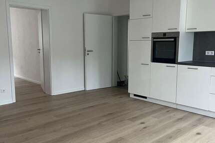 Wohnung zum Mieten in Mannheim 1.380 € 92 m² 4 zimmer