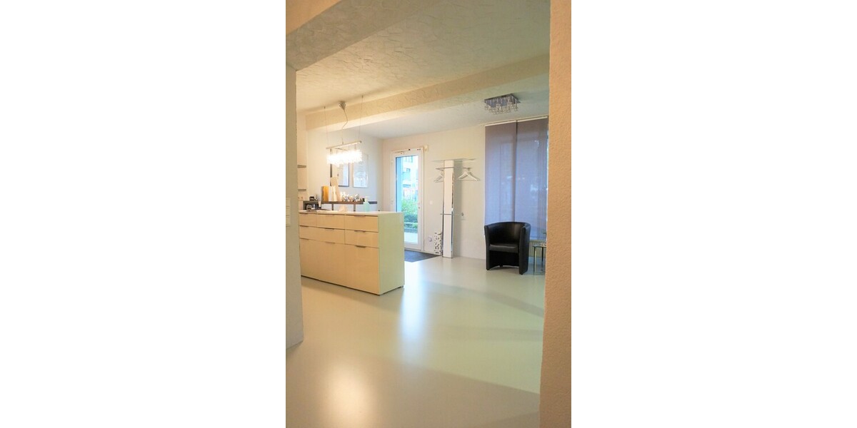 ~~ MODERNE GEWERBEFLÄCHE IN TOP LAGE MIT BUSVERBINDUNG VOR DER TÜR ~~ 2 zimmer