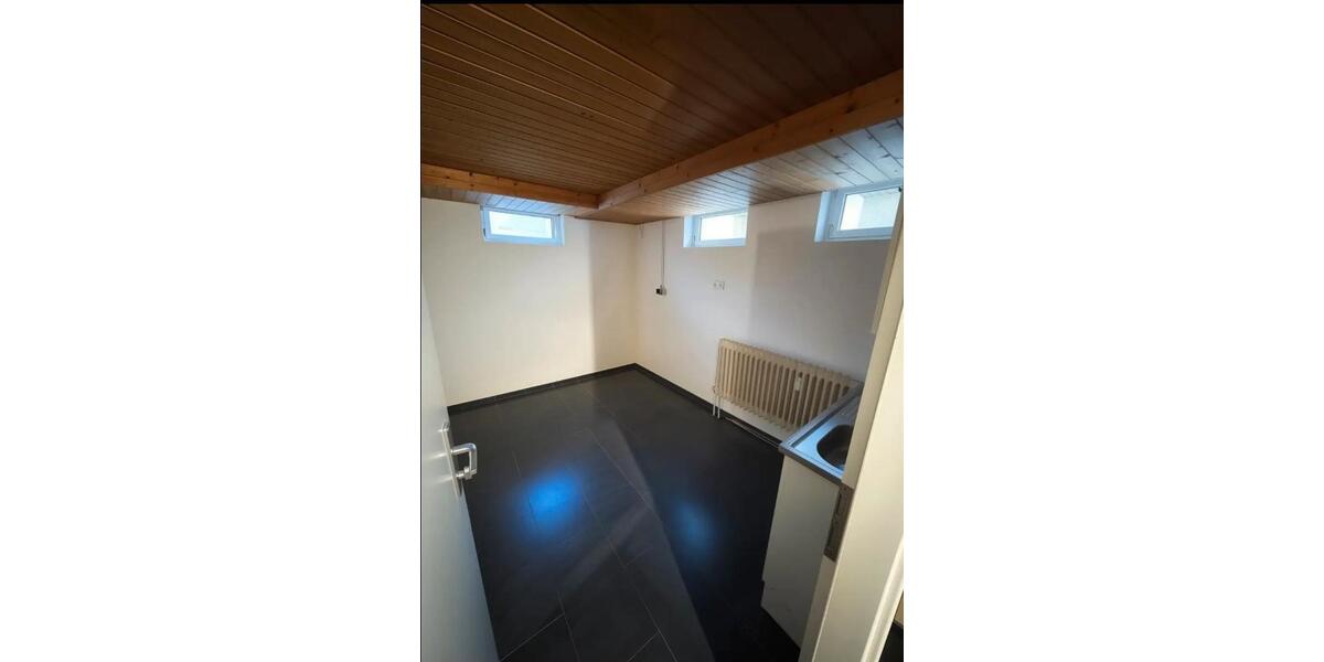 Einfamilienhaus Waghäusel - 14 Zimmer, 300 m&sup2;, 799.000&euro; | Angebot:26825972