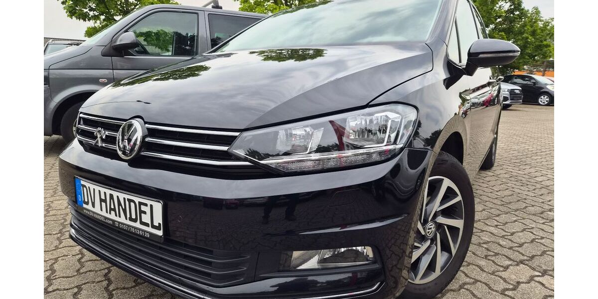 VW Touran 144.000 km 16.499 &euro; Forst 76694