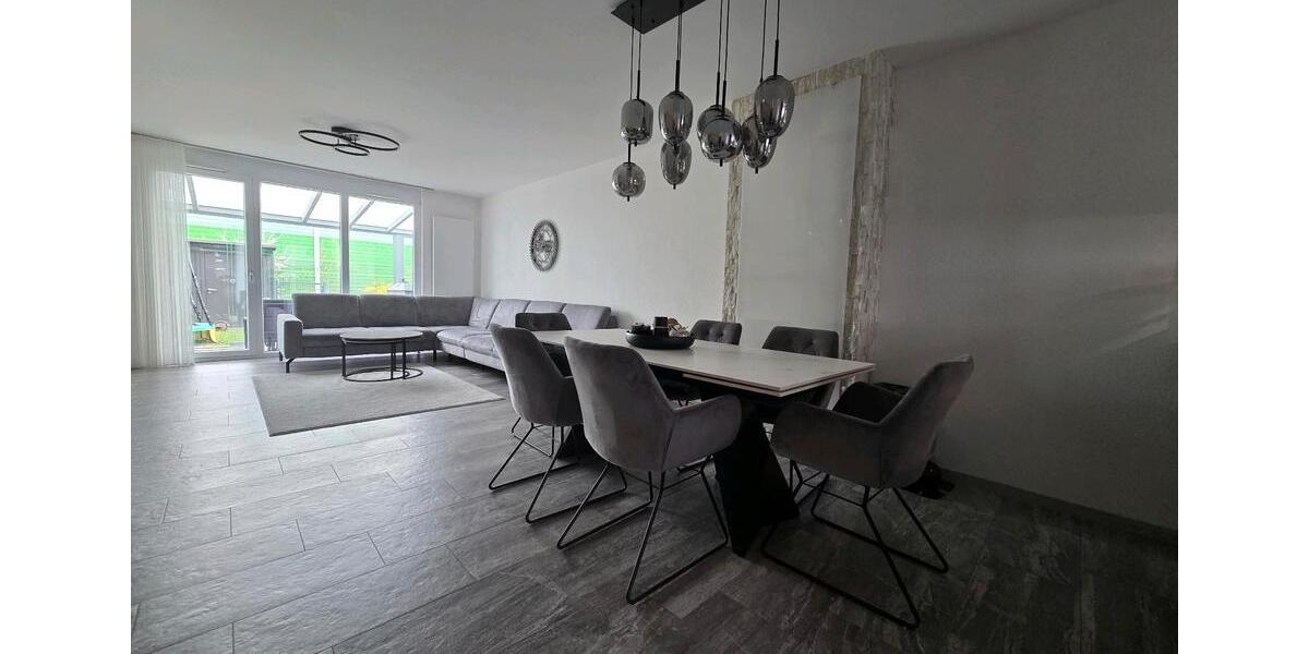 Reihenhaus Laudenbach - 5 Zimmer, 141 m&sup2;, 555.000&euro; | Angebot:27098153