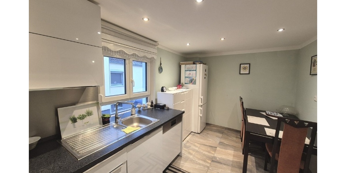 Chic & modern: Doppelhaushälfte mit Garten und vermietbarem 2-ZKB-Apartment in Lu-Oggersheim - Doppelhaushälfte Ludwigshafen Oggersheim-Notwende | Angebot:26404153