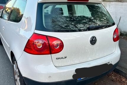 VW Golf 153.000 km 3.700 &euro; Leimen 69181