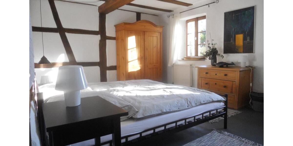 Etagenwohnung Weinheim - 5 Zimmer, 230 m&sup2;, 1.950&euro; | Angebot:26481764