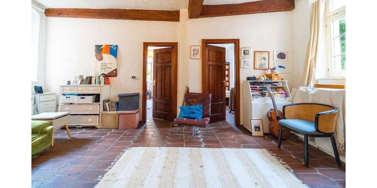 Charmante Altstadtwohnung im denkmalgeschützten Ensemble mit Gemeinschaftsgarten und TG-Stellplatz (optional) 3 zimmer