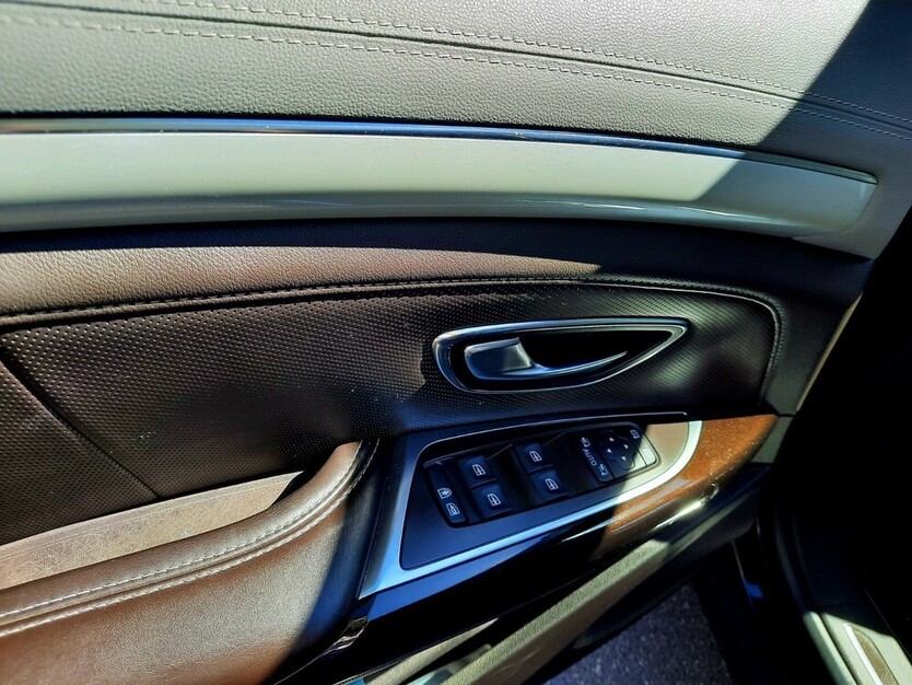 Espace V