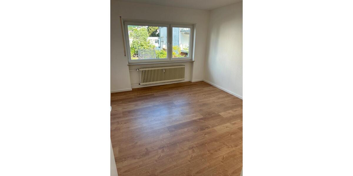 Erdgeschoßwohnung Schriesheim - 5 Zimmer, 138 m&sup2;, 1.600&euro; | Angebot:24727449