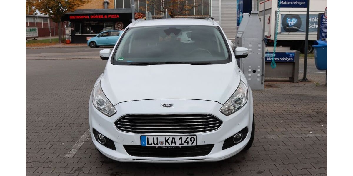 Ford S-Max 199.500 km 10.900 &euro; Ludwigshafen 67063