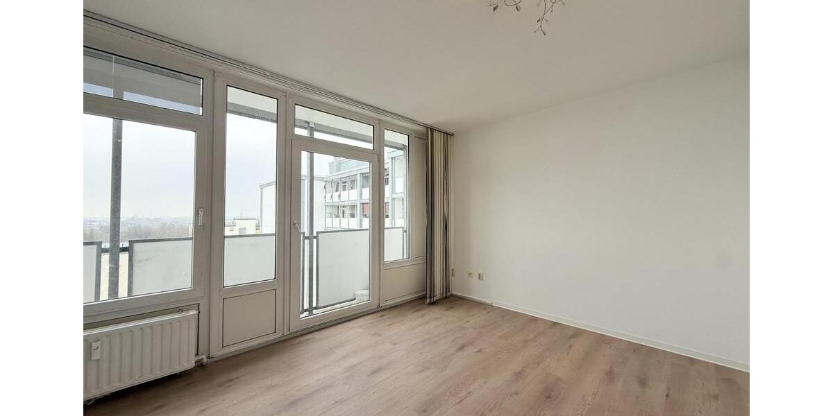 Etagenwohnung Ludwigshafen am Rhein Ludwigshafen-Oggersheim - 2 Zimmer, 45 m&sup2;, 875&euro; | Angebot:25308554