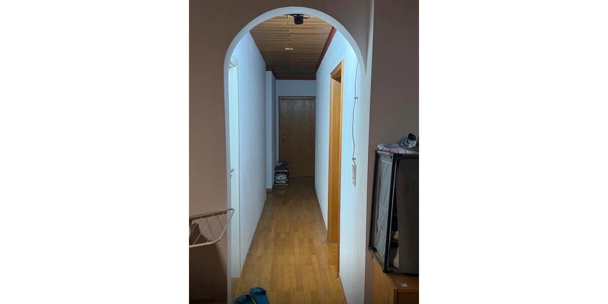 Einfamilienhaus Frankenthal (Pfalz) - 7 Zimmer, 250 m&sup2;, 2.500&euro; | Angebot:26586040