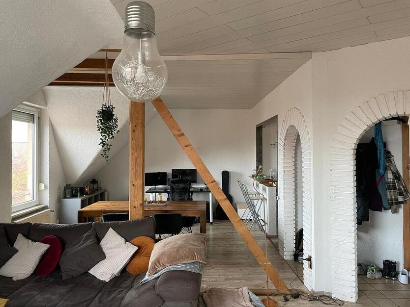 Individuelle Maisonette-Wohnung zu vermieten ab 01.08.2025