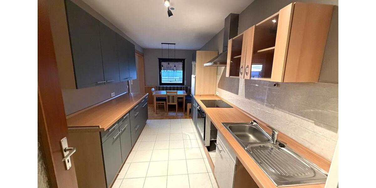 Großzügige Wohnung mit vielen Extras 3 zimmer