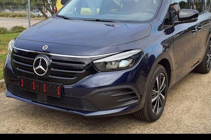 Mercedes-Benz EQT 5.641 km 26.880 € Hirschberg 69493