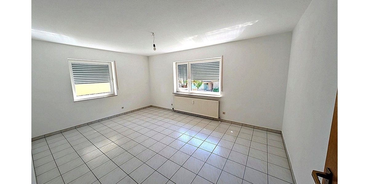Dreifamilienhaus ohne Renovierungsstau - Mehrfamilienhaus, Wohnhaus Schönau Altneudorf | Angebot:26745399