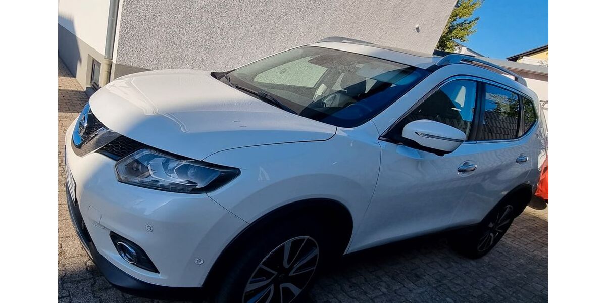 Nissan X-Trail 126.000 km 15.100 &euro; Oberhausen-Rheinhausen 68794