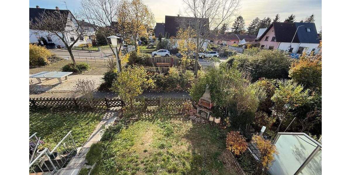 Reihenmittelhaus Mannheim Rheinau - 4 Zimmer, 122 m&sup2;, 365.000&euro; | Angebot:25668088