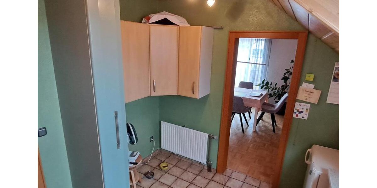 Dachgeschoßwohnung Ludwigshafen am Rhein Ludwigshafen-Oggersheim - 3.5 Zimmer, 82 m&sup2;, 790&euro; | Angebot:26356356