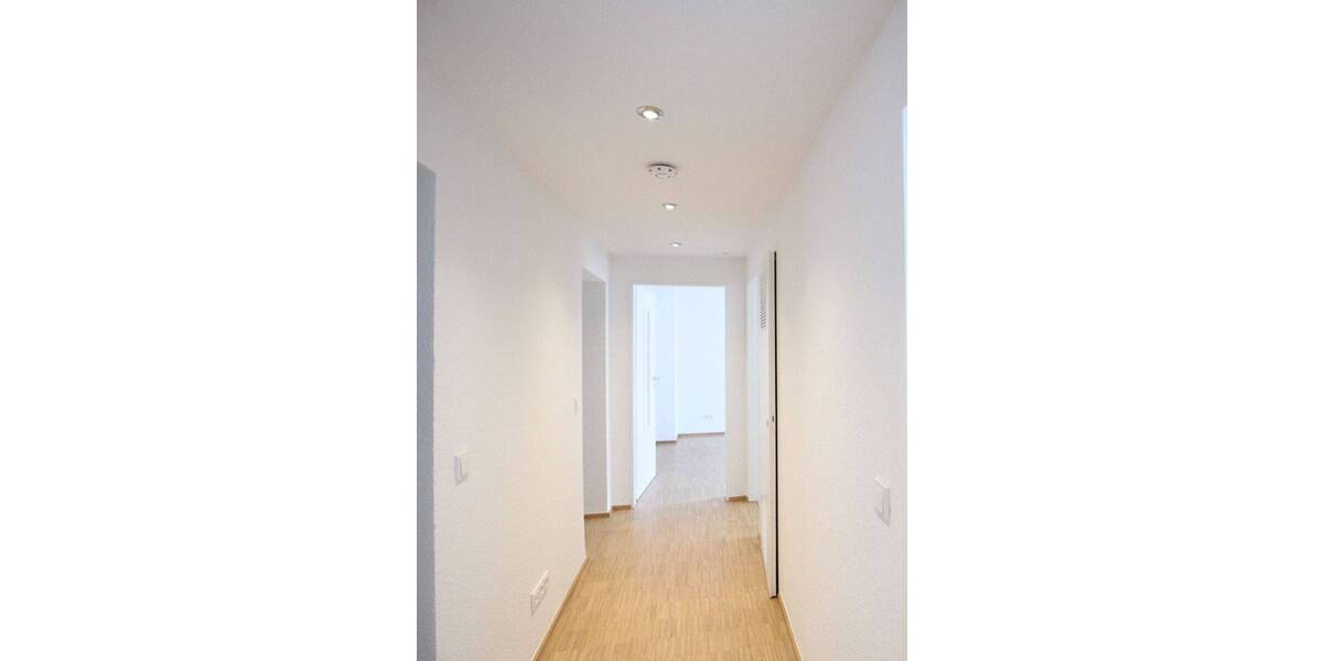 Etagenwohnung Mannheim Oststadt - 3 Zimmer, 81 m&sup2;, 1.250&euro; | Angebot:26817142