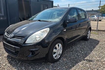 Hyundai i20 107.515 km 3.483 &euro; Schwetzingen 68723