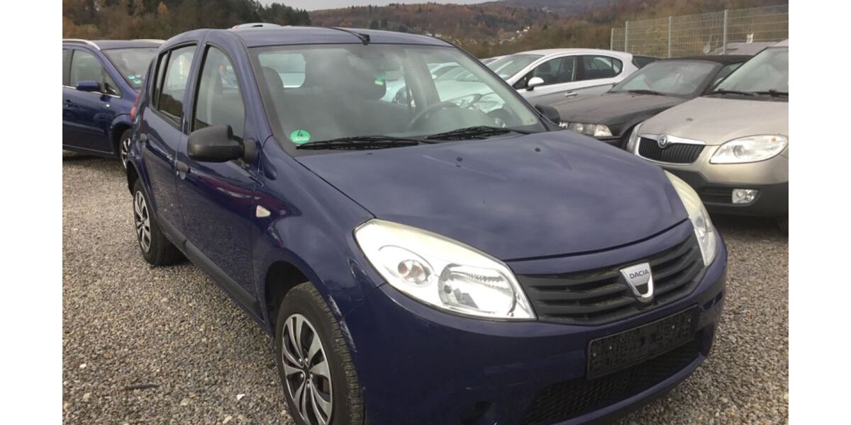 Dacia Sandero 105.000 km 1.999 € Wiesenbach 69257