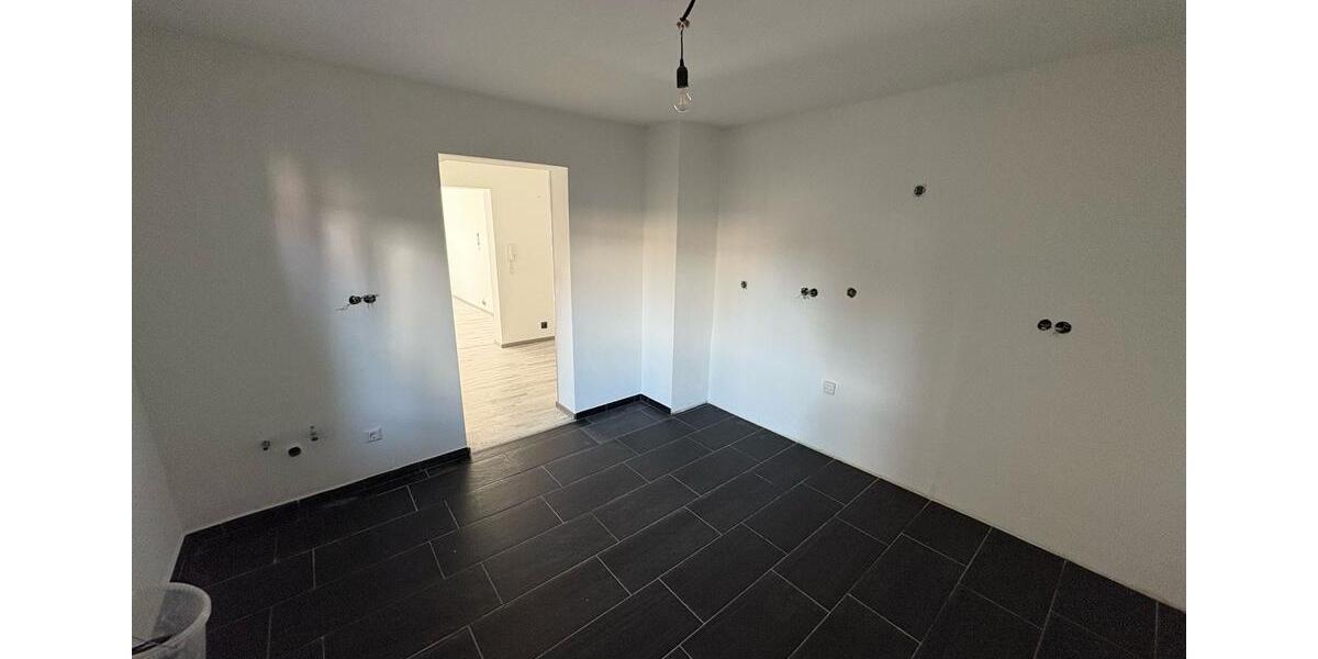 Erdgeschoßwohnung Lampertheim - 3 Zimmer, 75 m&sup2;, 1.200&euro; | Angebot:26616431