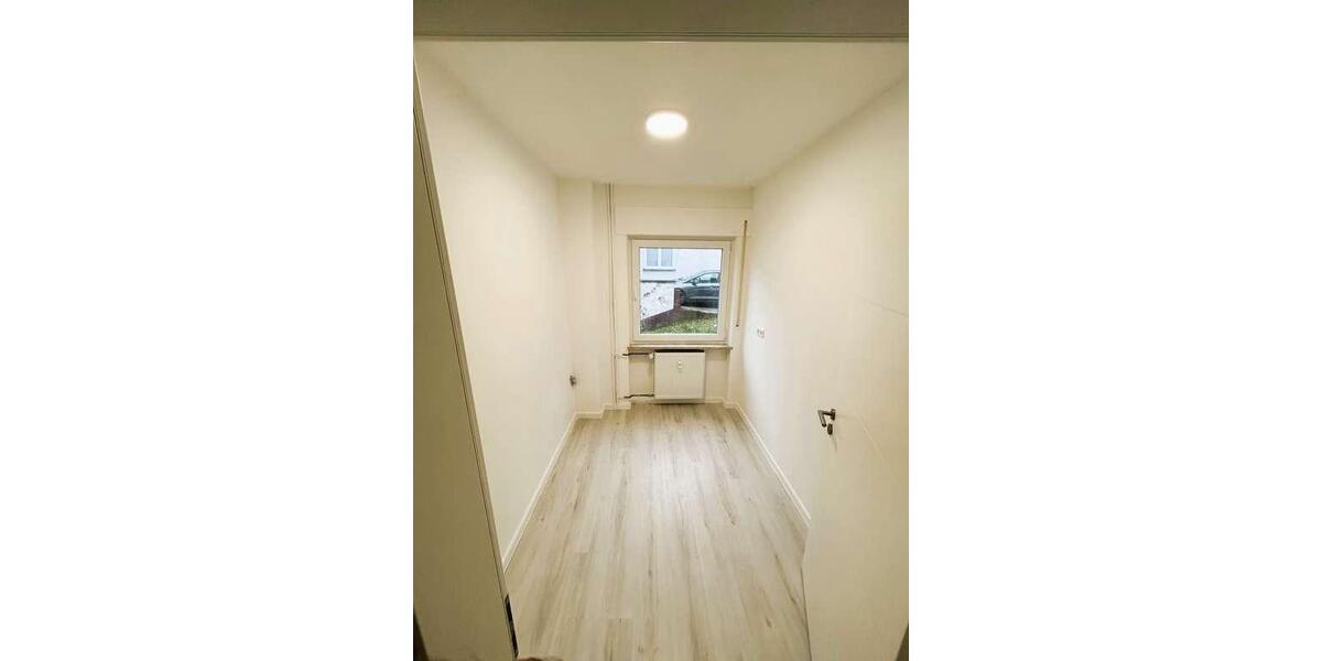 Erdgeschoßwohnung Eberbach - 4.5 Zimmer, 137 m&sup2;, 1.100&euro; | Angebot:26413356