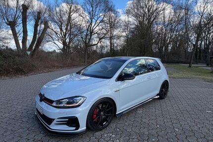 VW Golf 111.000 km 20.900 &euro; Oberhausen-Rheinhausen 68794