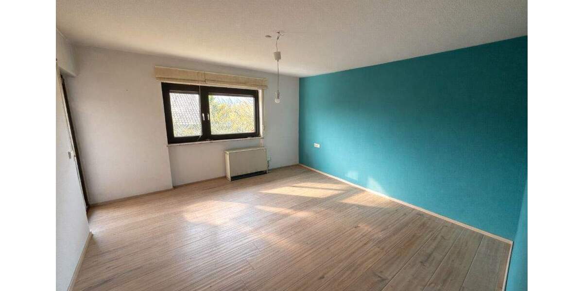 Einfamilienhaus Sinsheim / Hasselbach Hasselbach - 7 Zimmer, 266 m&sup2;, 479.000&euro; | Angebot:25693243
