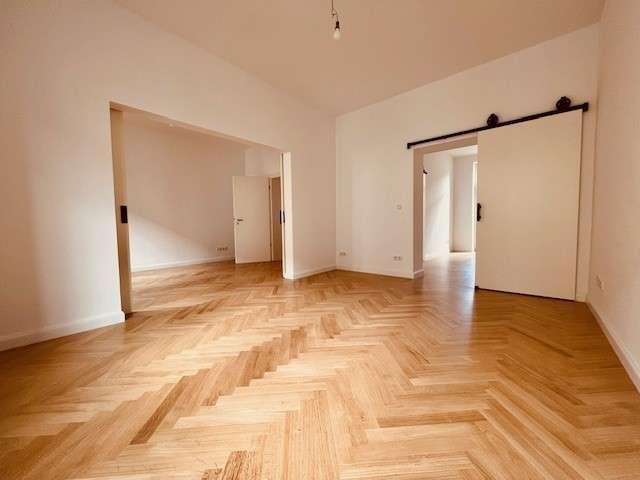 Etagenwohnung Mannheim Almenhof - 4 Zimmer, 105 m&sup2;, 1.720&euro; | Angebot:26495049