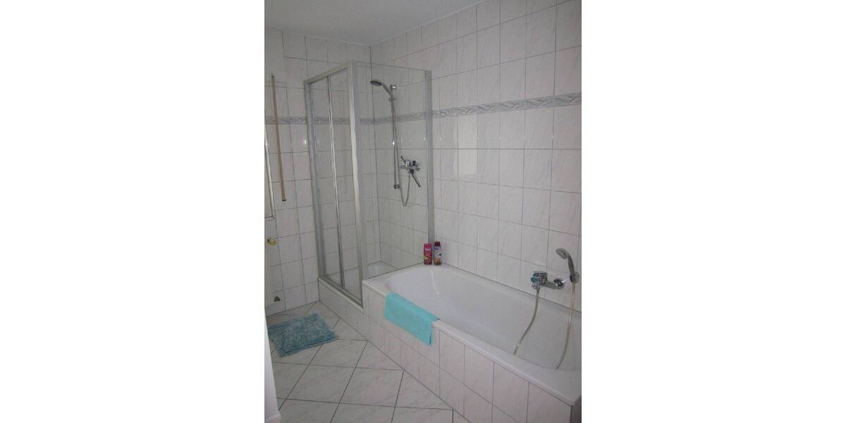 Relaisstraße: Großzügige 3 ZKB mit Wohnküche und Tageslichtbad 3 zimmer