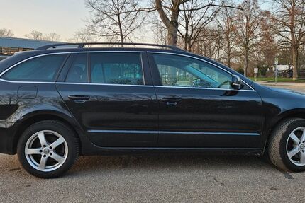 Skoda Superb 297.000 km 4.800 &euro; SCHWETZINGEN 68723