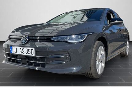VW Golf 8.900 km 32.490 &euro; Ludwigshafen 67059