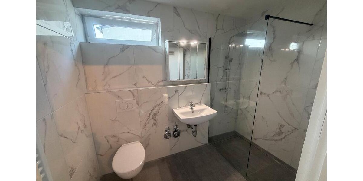 Erdgeschoßwohnung Ludwigshafen am Rhein Ludwigshafen-Oggersheim - 3 Zimmer, 96 m&sup2;, 1.290&euro; | Angebot:26215714