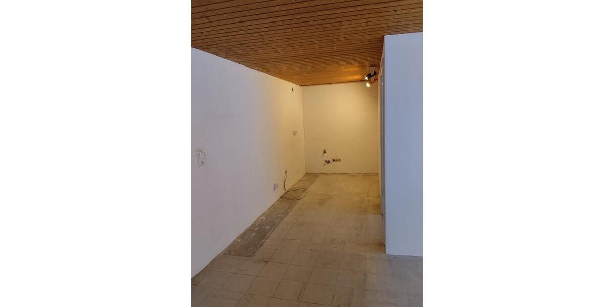 Etagenwohnung Ludwigshafen am Rhein Ludwigshafen-Oggersheim - 2 Zimmer, 47 m&sup2;, 860&euro; | Angebot:26323505