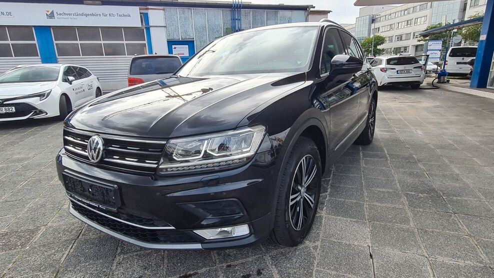 VW Tiguan 131.000 km 17.900 € Heidelberg 69115
