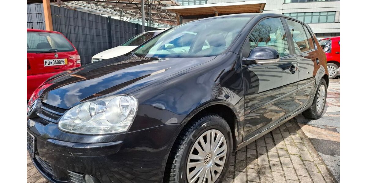 VW Golf 212.000 km 699 &euro; Walldorf (bei Heidelberg) 69190