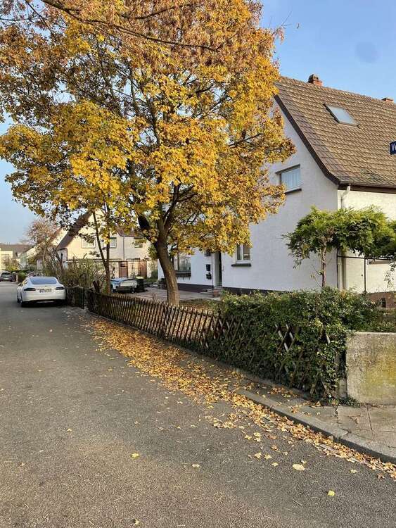 Haus zum Kaufen in Ludwigshafen 479.000 € 162 m²