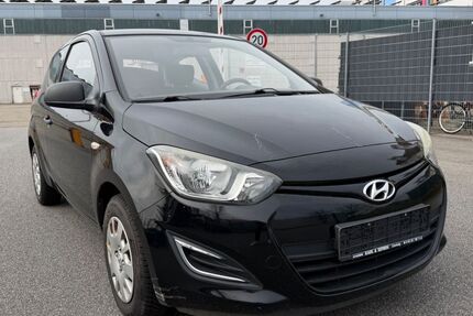 Hyundai i20 108.653 km 4.900 &euro; Hockenheim 68766